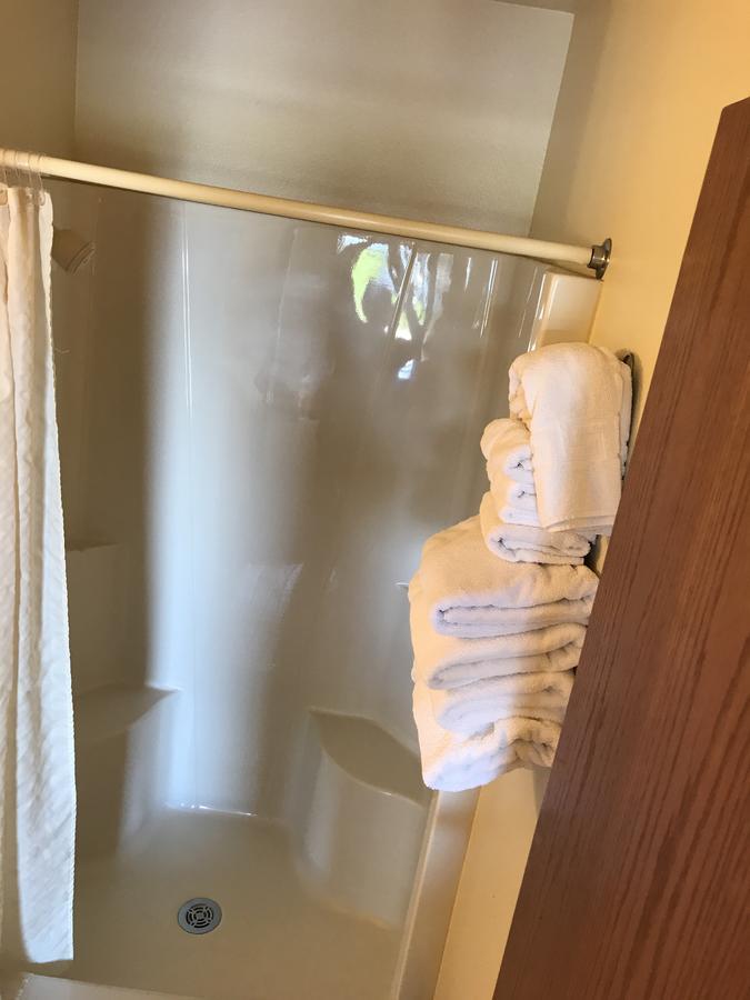 Exxon Quik Stop & Motel Wausaukee Kültér fotó
